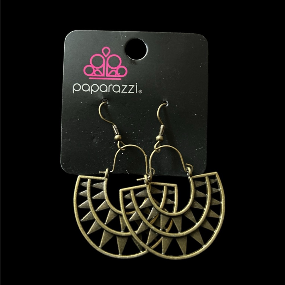 Paparazzi Antique Gold Fan Earrings